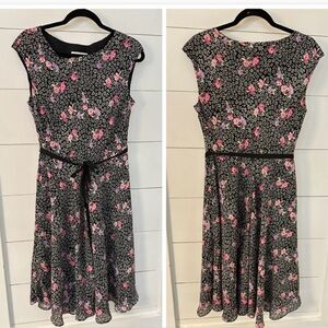 VTG Y2K 12 Floral woman Midi-length cap sleeve Polyester side close dress boho